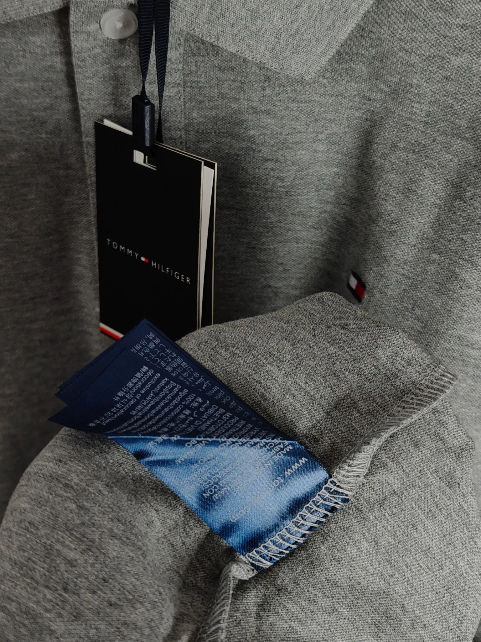 P200 Real shot quality High version Tommy embroidered polo shirt lapel long sleeves High-end quality Complete with three labels, comfortable and breathable, classic and simple, exquisite and fashionable, details show high-end quality Color: Black White Gray Navy Size: M-XXL